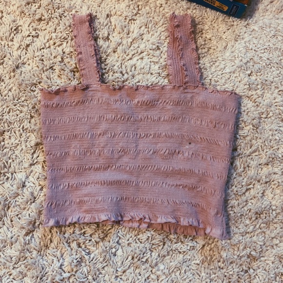 Aeropostale Tops - pink straight neck line textured tank top NWT